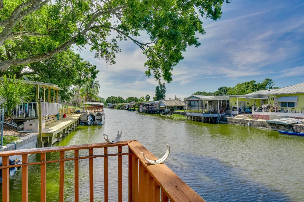 Villa Waterfront Okeechobee Getaway With Backyard Dock! Exterior foto